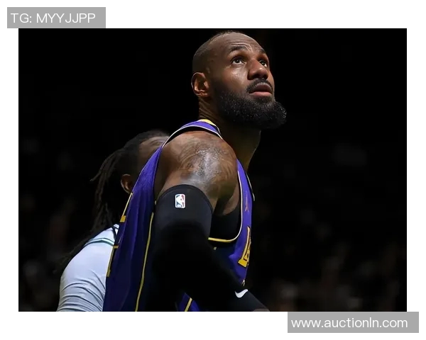 湖人击败勇士豪取七连胜，詹姆斯狂砍三双霸气登顶西部！